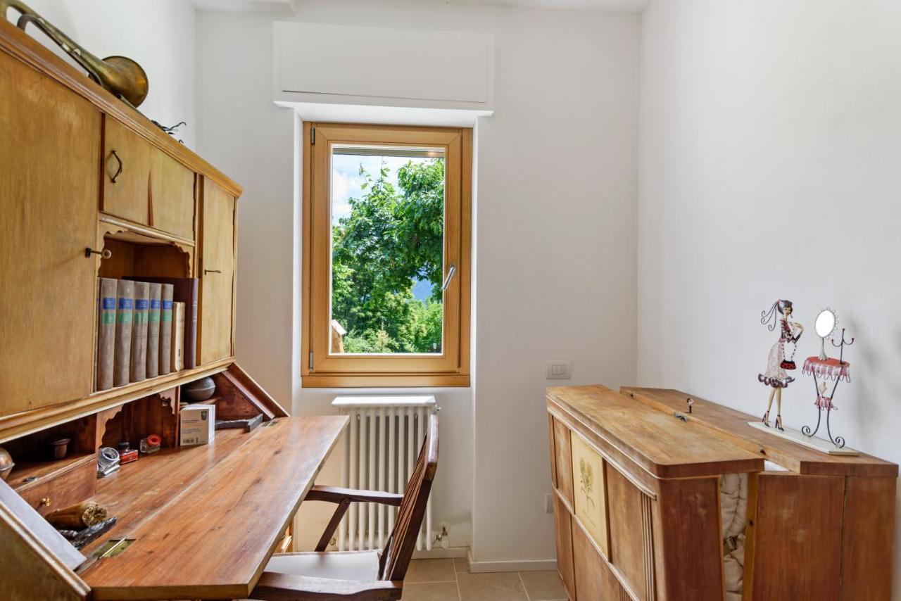 Como Lake Cosy Flat With Garden And Parking Apartment Чернобио Екстериор снимка